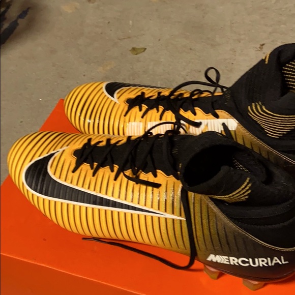 nike tiempo legacy astro